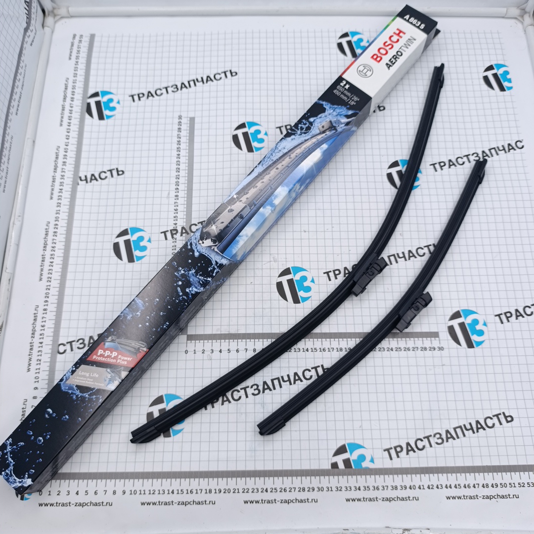Щетки стеклоочистителя Audi A3 13-20 VW Golf VI VII 11-20 Passat 14-24 BOSCH EUROPE