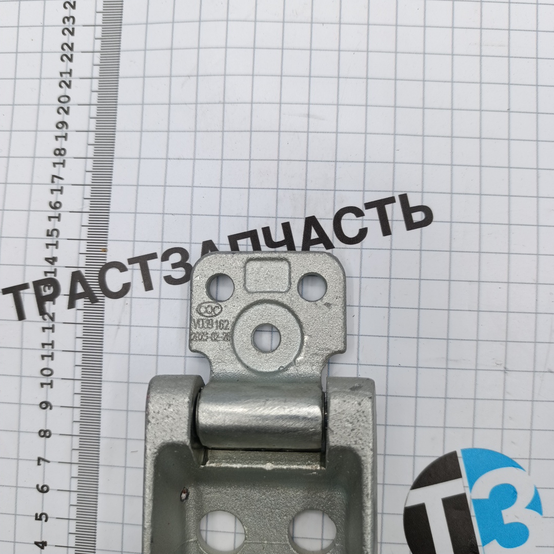 Петля двери для а/м Sollers Atlant 1.9 (задняя дверь,верхняя, правая) 6306210R004 ORG JAC