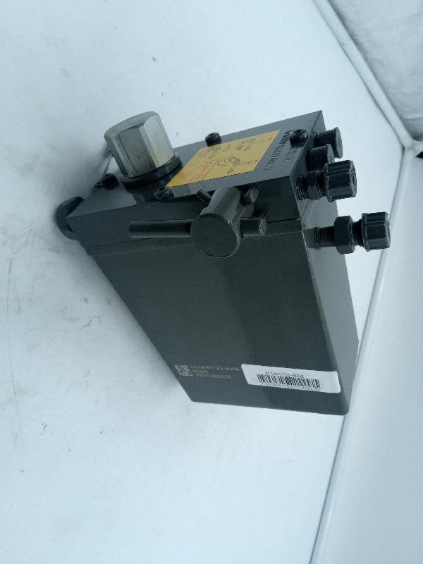 Насос подъема кабины для SITRAK 811W41723-6008