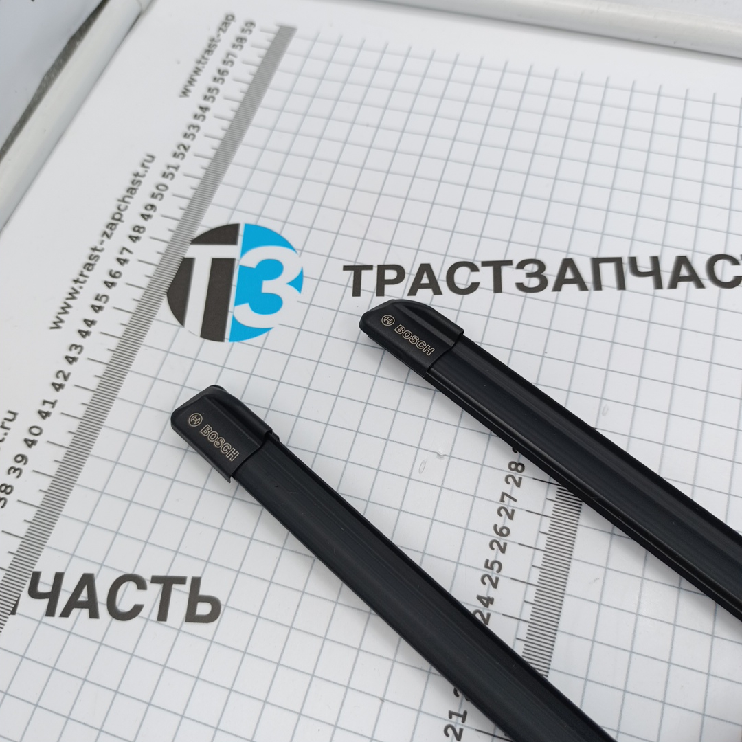 Щетка стеклоочистителя VW Tiguan/Touareg/Teramon бескаркасная 630/550 BOSCH EUROPE