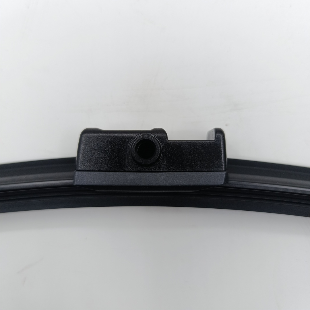 Щетки стеклоочистителя VAG Audi A3/Skoda Octavia II/Golf V '04 (передн,бескаркас.600/475mm) BOSCH