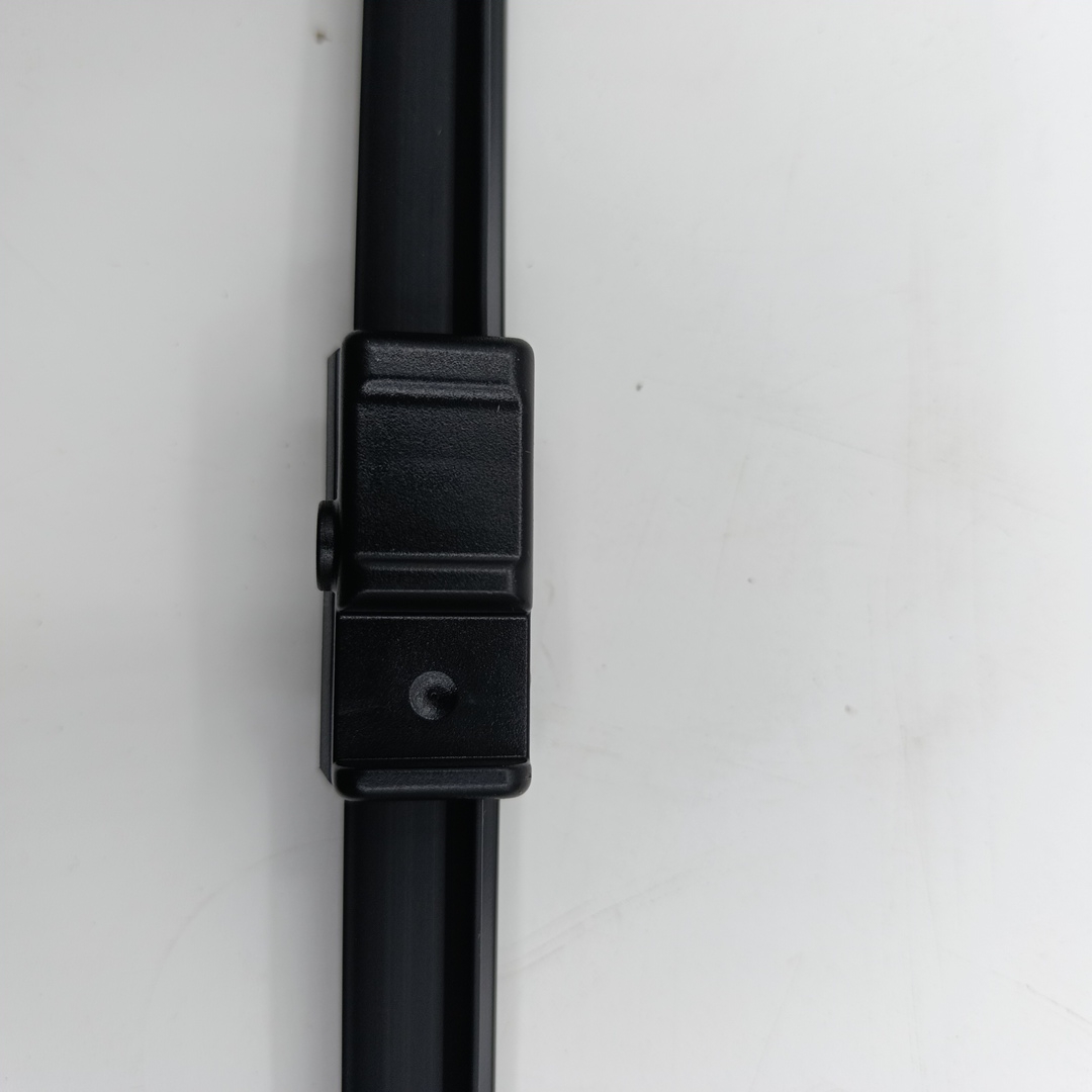 Щетки стеклоочистителя VAG Audi A3/Skoda Octavia II/Golf V '04 (передн,бескаркас.600/475mm) BOSCH