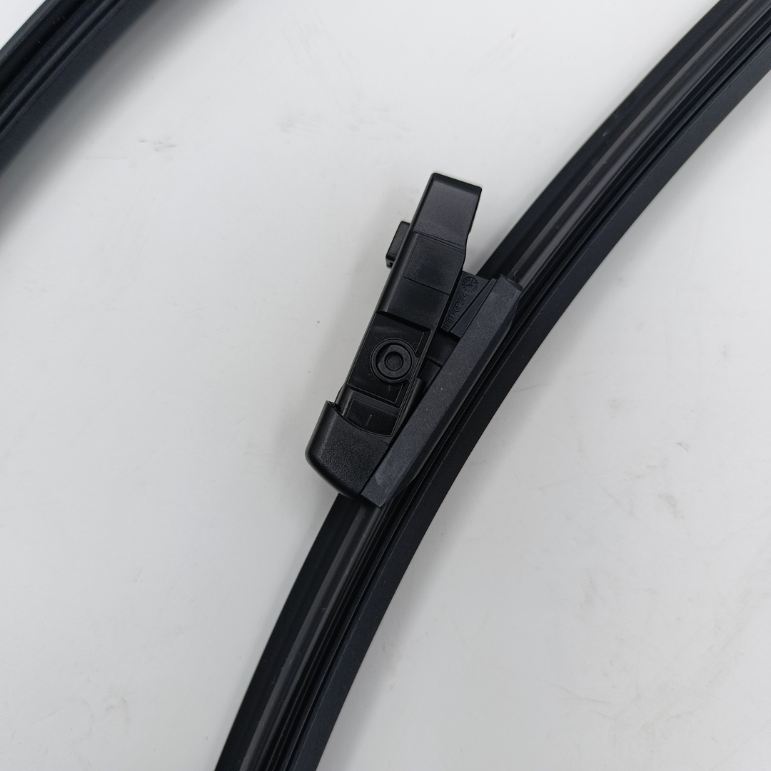 Щетки стеклоочистителя Volvo XC90,S90,V90, Audi Q5 (ком-т, бескаркасные, 625/500mm) BOSCH EUROPE