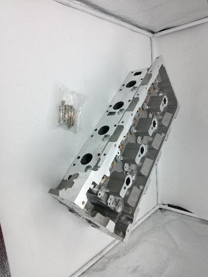 ГБЦ Mercedes Sprinter OM646 БЕЗ клапанов A6110105020/A6460100620 MGA