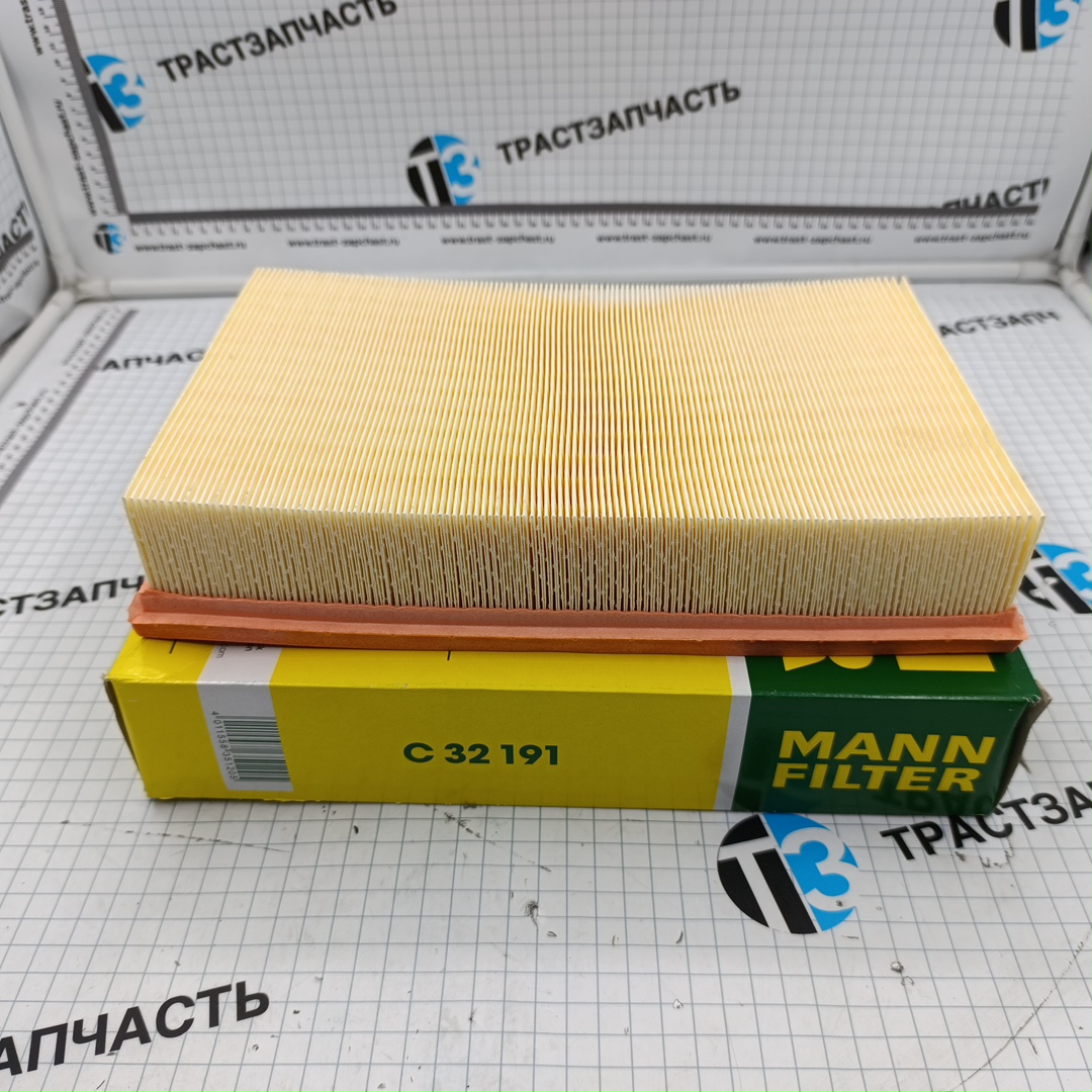 Фильтр воздушный Volkswagen Multivan (T5, T6) 03- / Transporter (T5, T6) 03- MANN EUROPE