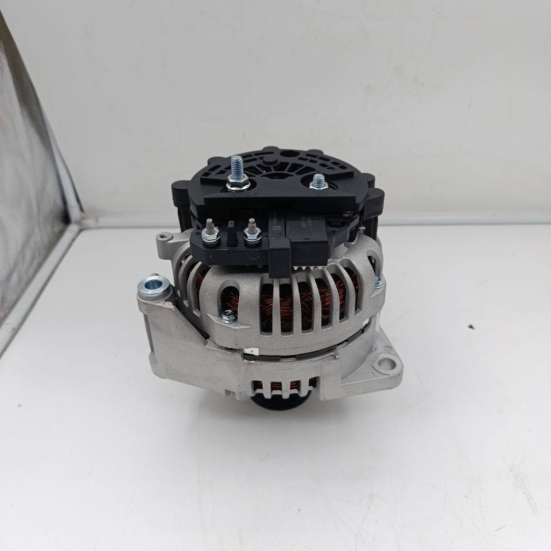 Генератор Yutong ZK6128H (28V, 150A, под шкив 10PK) 370102577 (ТЗ-ТрастЗапчасть)