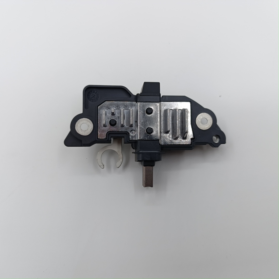 Щетка генератора  (Реле-регулятор) Fiat/Iveco 2.3-3.0 (стар.номер F00MA45208) BOSCH EUROPE