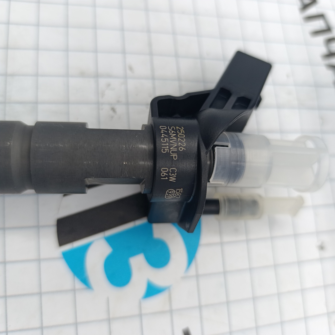 Форсунка топливная MB Sprinter 3,0 A6420701587/0445115061/0445115055 BOSCH EUROPE