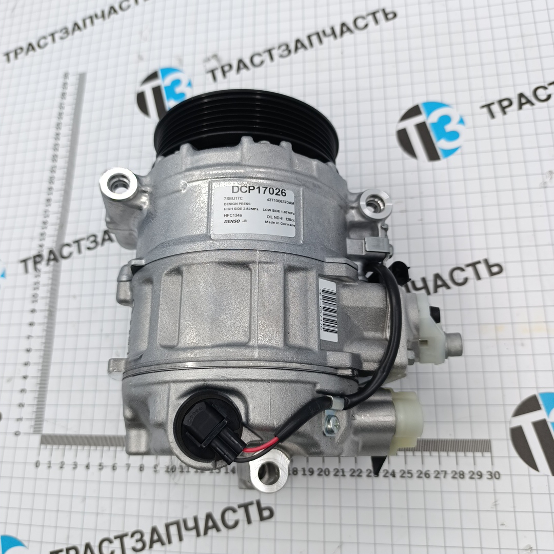 Компрессор кондиционера Mercedes Sprinter OM651 A0002309011 DENSO EUROPE