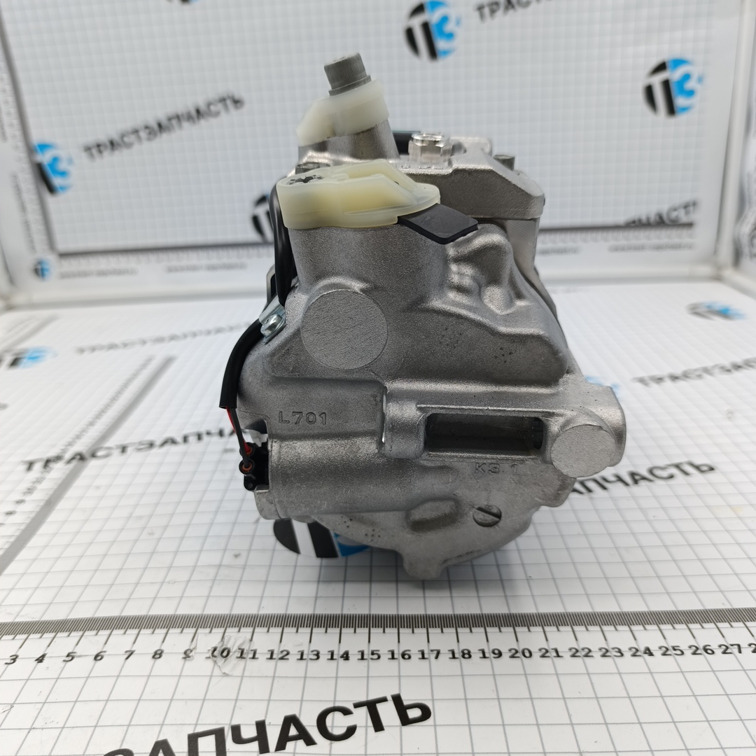 Компрессор кондиционера Mercedes Sprinter OM651 A0002309011 DENSO EUROPE