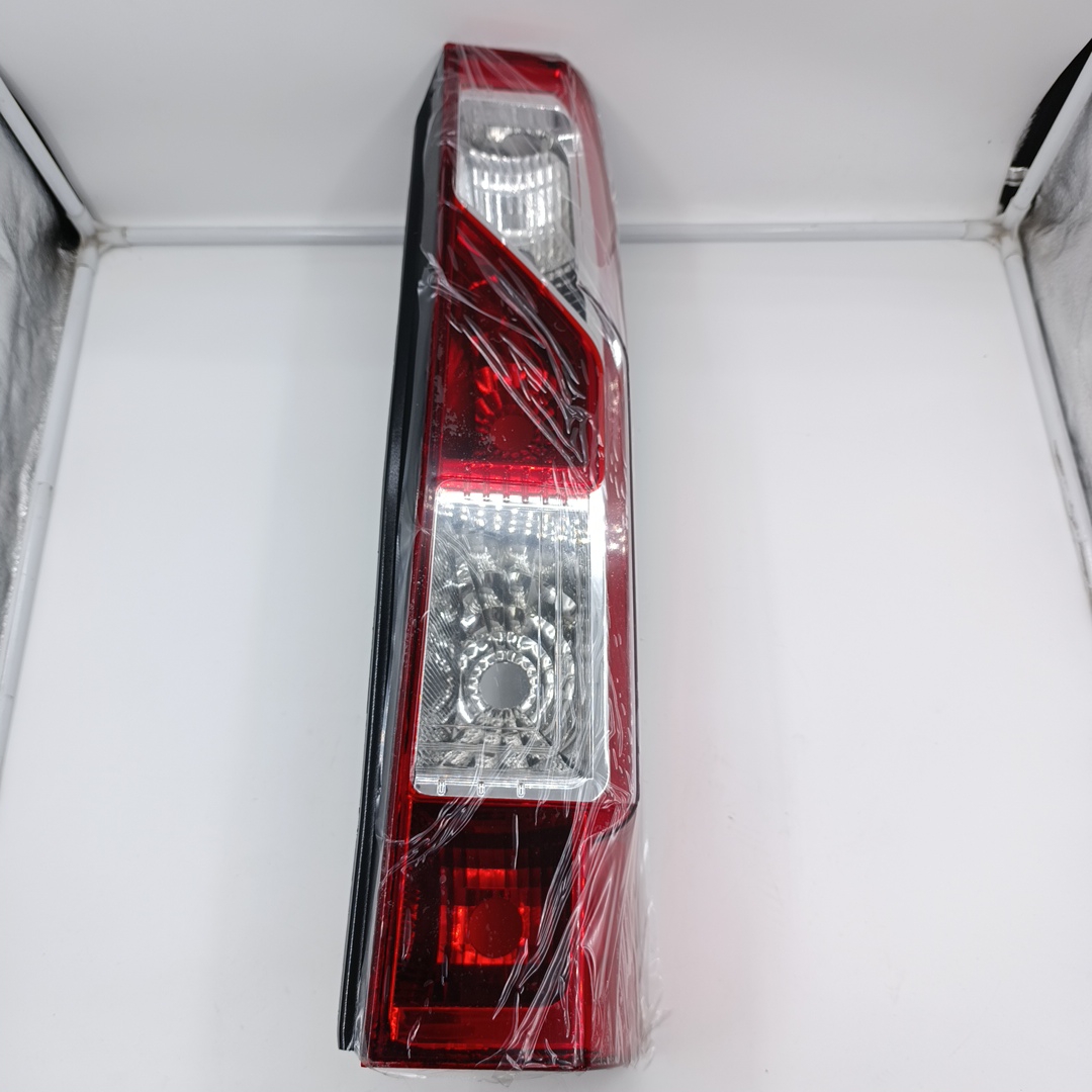 Фонарь задний Renault Master III (c 2010г.) RH 265500023R MARS TECH