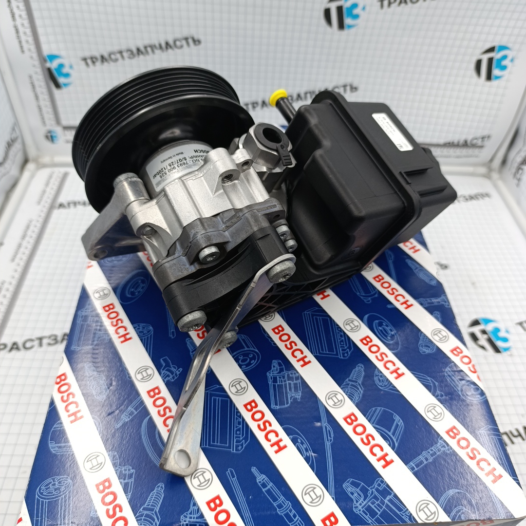 Насос ГУРа Mercedes Sprinter OM651 A0064661701/A0064667801 BOSCH EUROPE