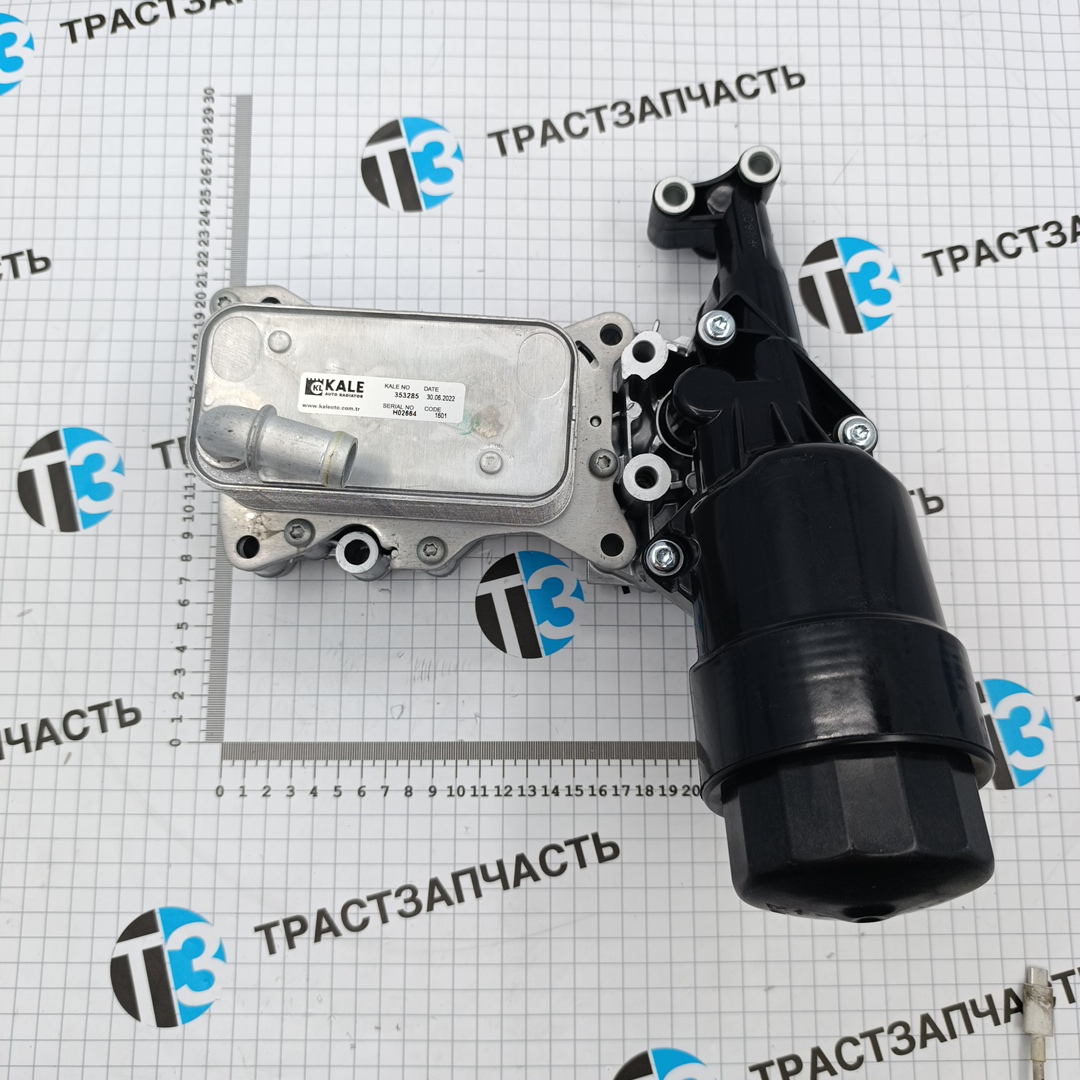 Масляный охладитель Mercedes Sprinter OM651 A6511801310/A6511800665 (в сборе) KALE