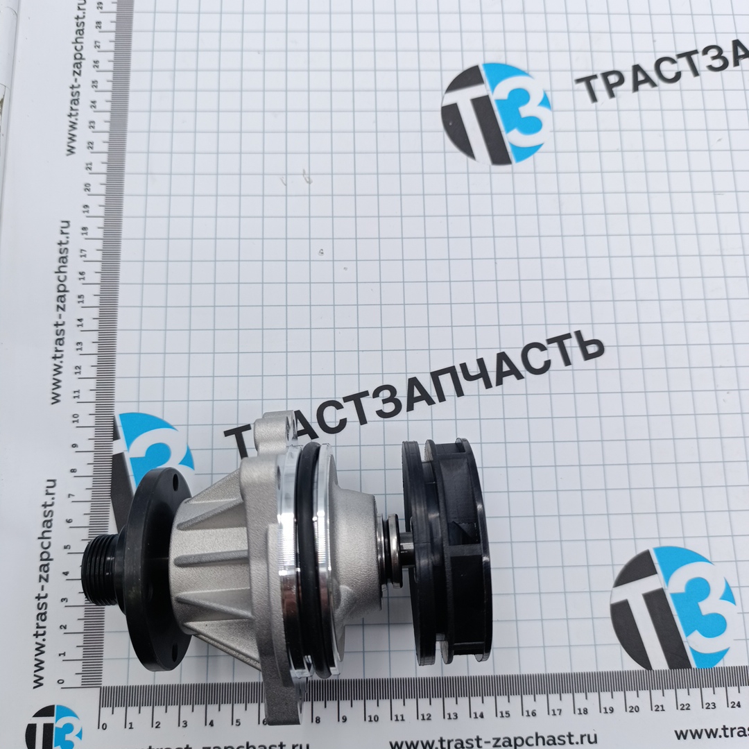 Насос водяной BMW E36 E46 320-330i, E34 E39 E38 52 INA CHINA