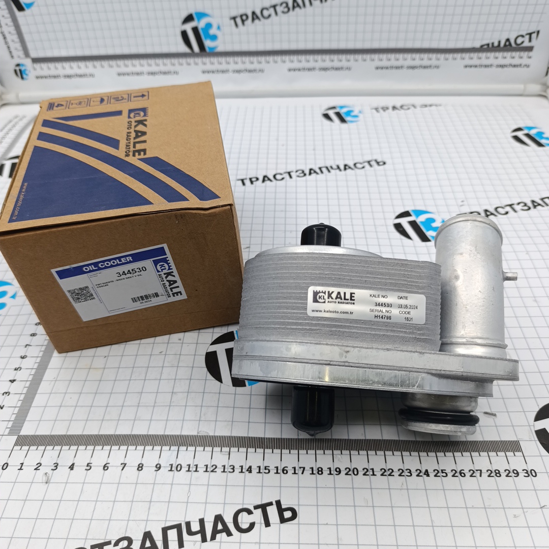 Масляный охладитель 2.3 Fiat Ducato (244-250-290 кузов) + штуц.5801630224/5801555580/504375378 KALE