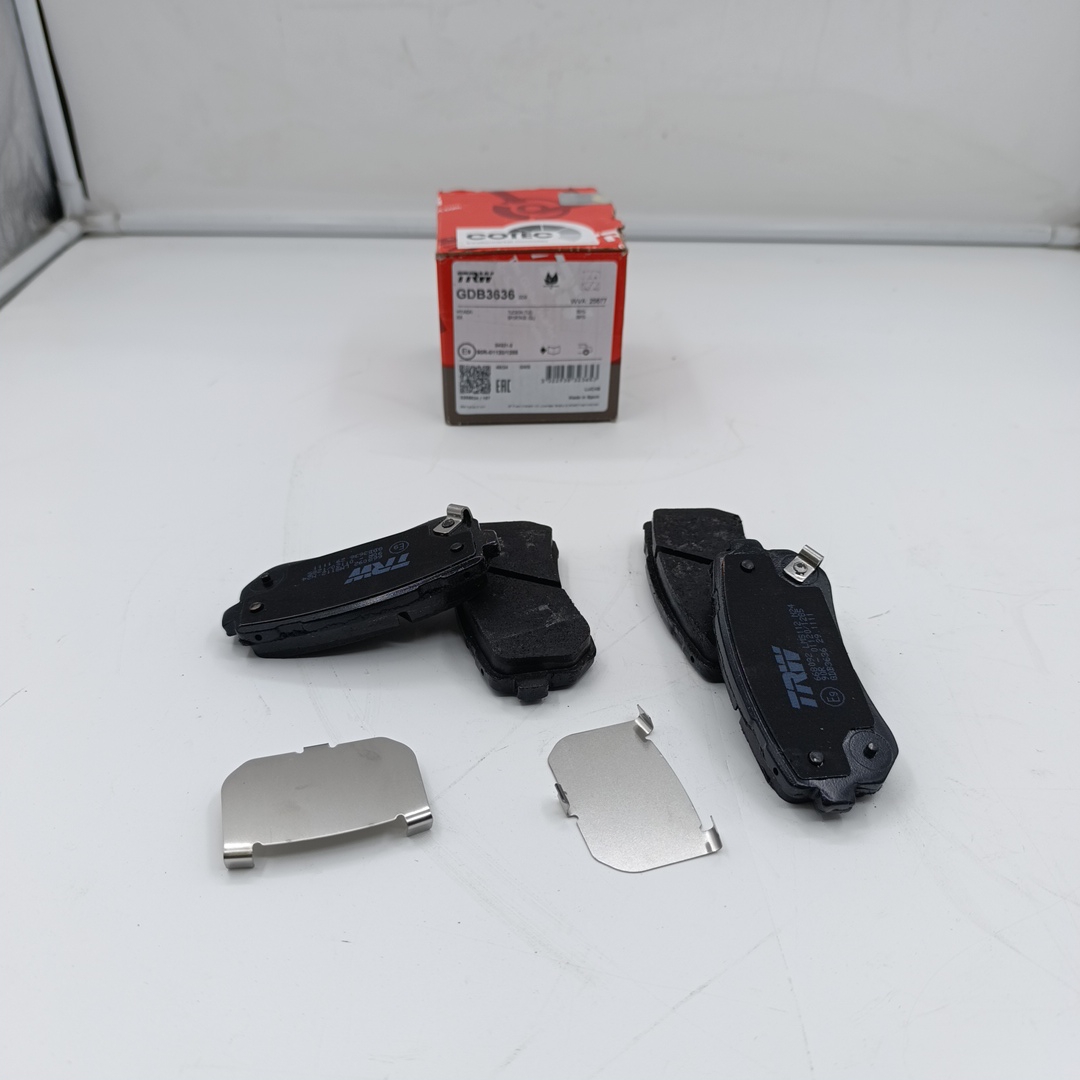 Тормозные колодки задние KIA Sportage Ceed HYUNDAI Tucson IX35 TRW
