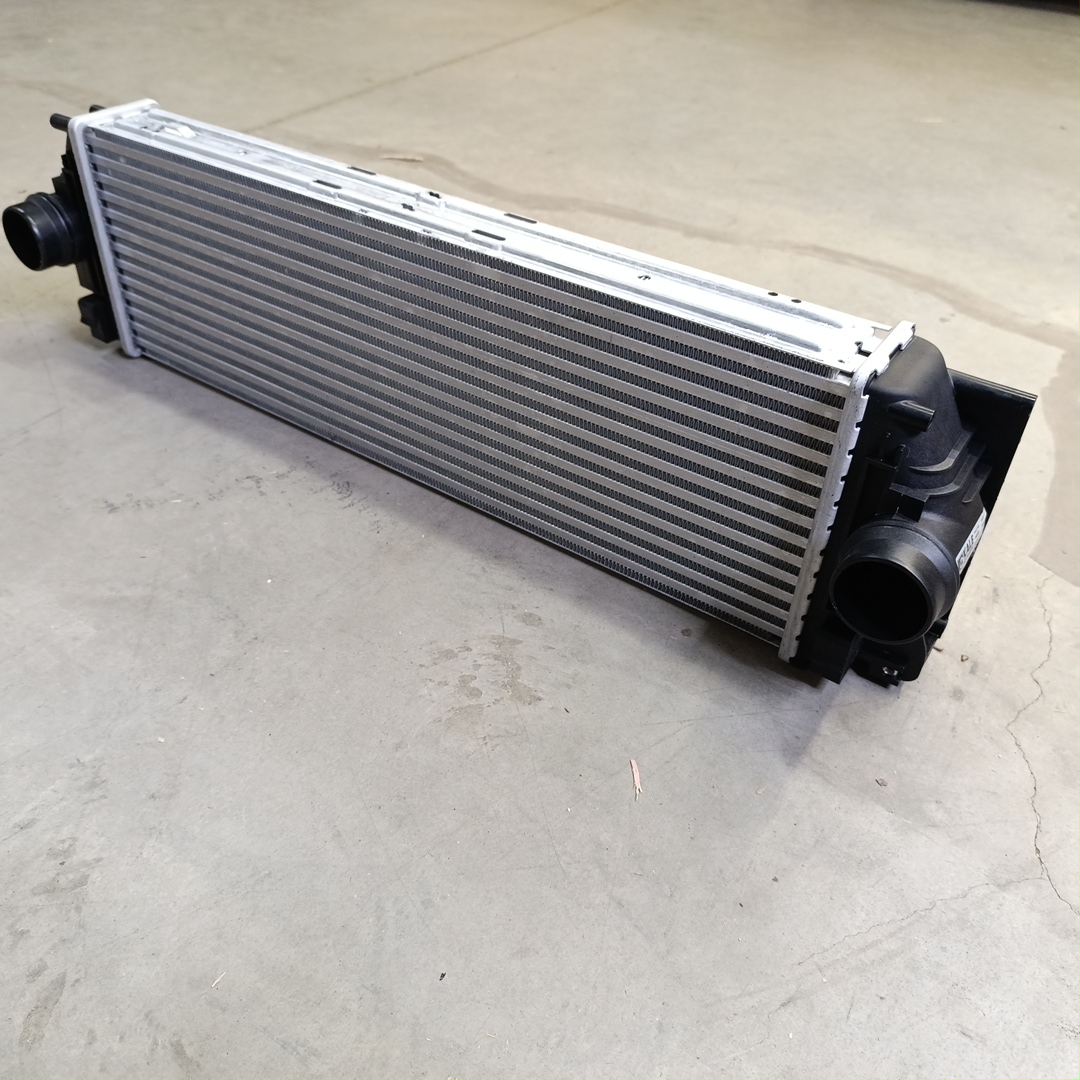Интеркулер Volkswagen Crafter 2.0 (с 2011-2016г.), Mercedes Sprinter OM651/OM642 KALE