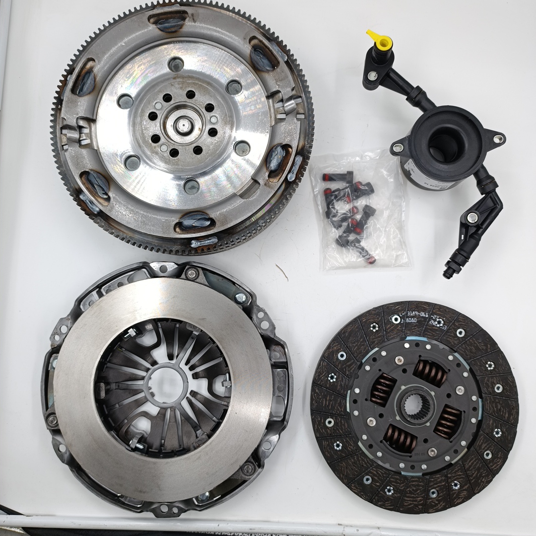 Сцепление Volkswagen Crafter 2.5 (240mm,МКПП, полный комплект) LUK EUROPE