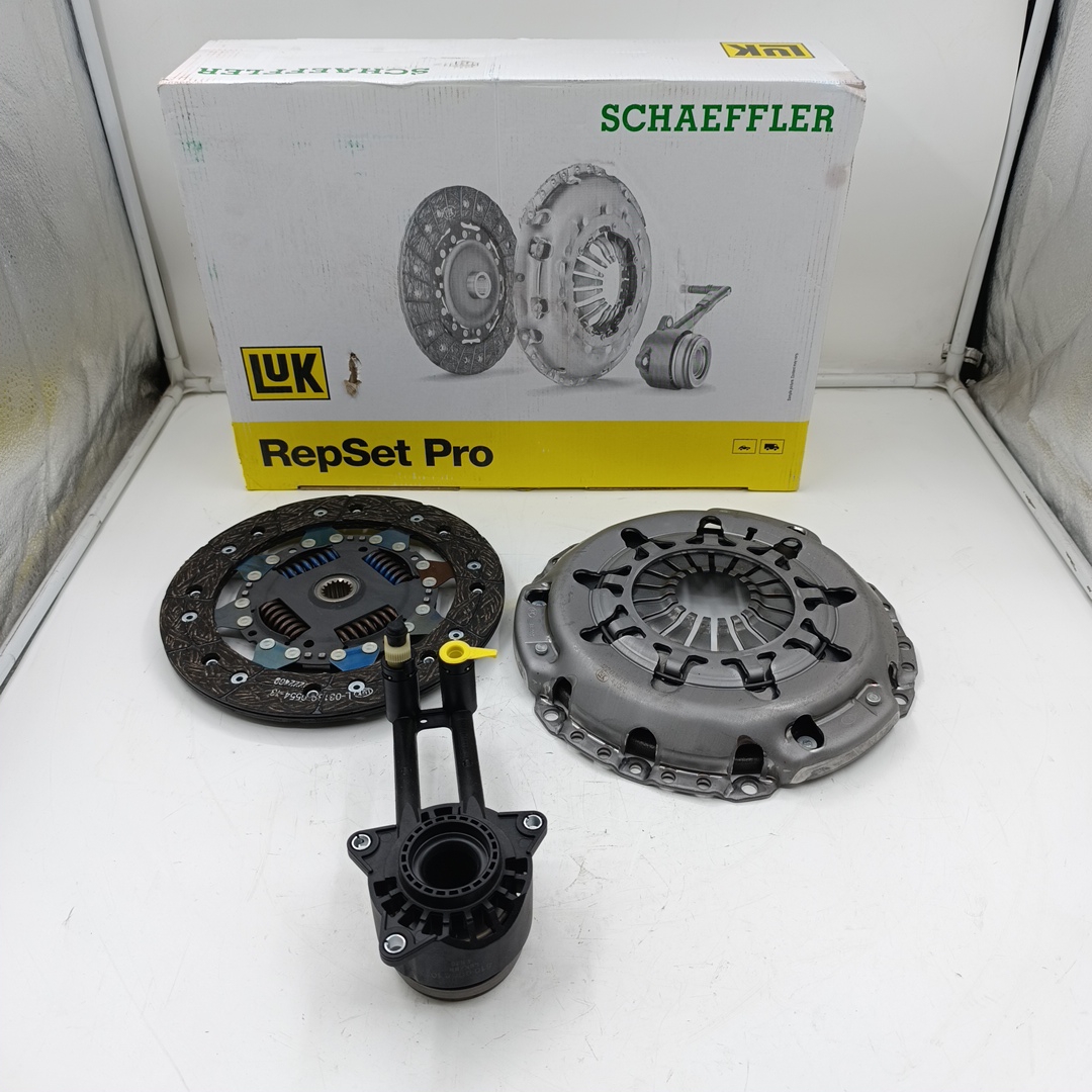 Сцепление Ford Focus II, C-MAX 1.8 (220mm,с 2004-2012г.корзина+диск+выжимной) LUK EUROPE
