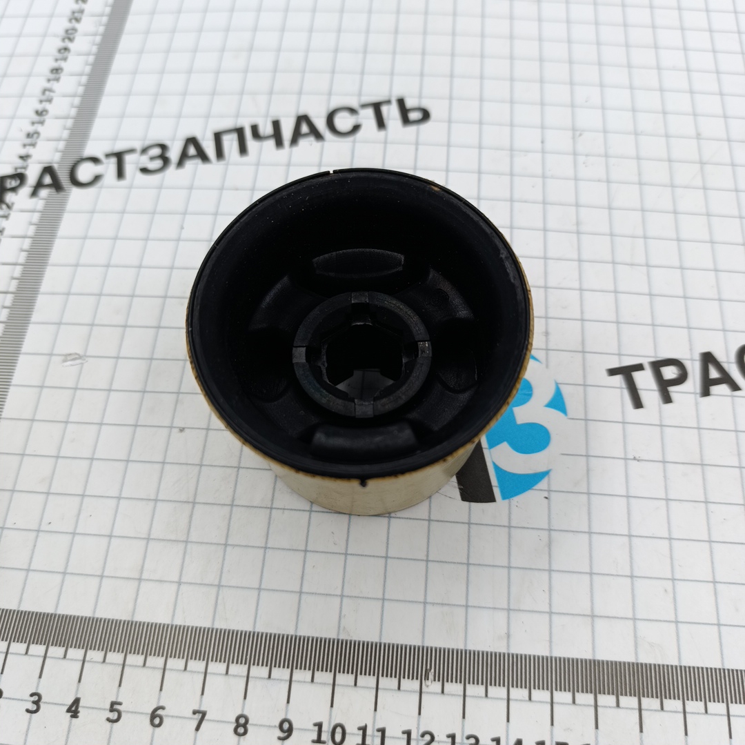 Сайлентблок переднего рычага Volkswagen Polo, Skoda Octavia 04-, Yeti 09-, Golf 03-  (задний) LMF