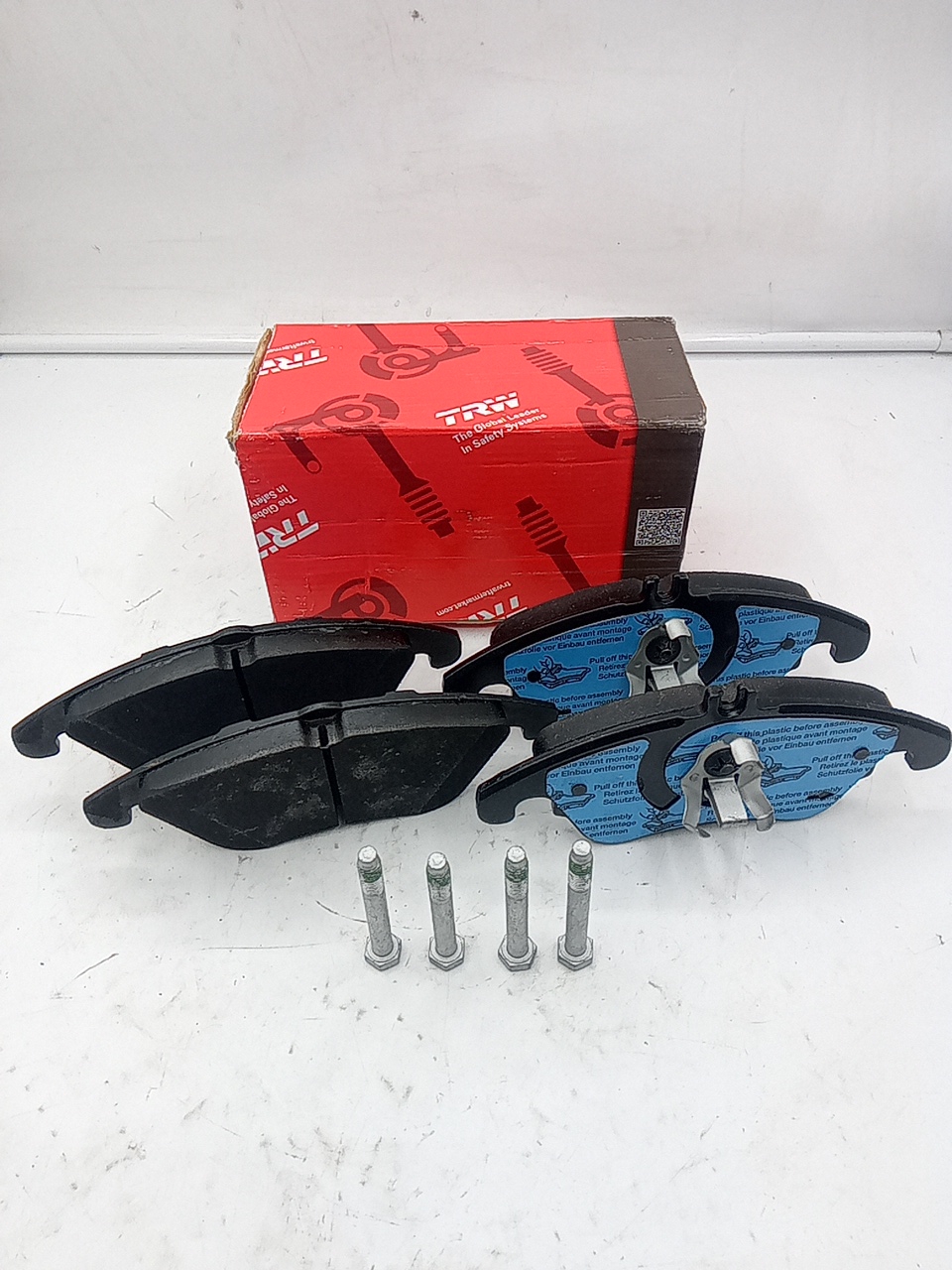 Тормозные колодки передние MB W204/212 TRW EUROPE