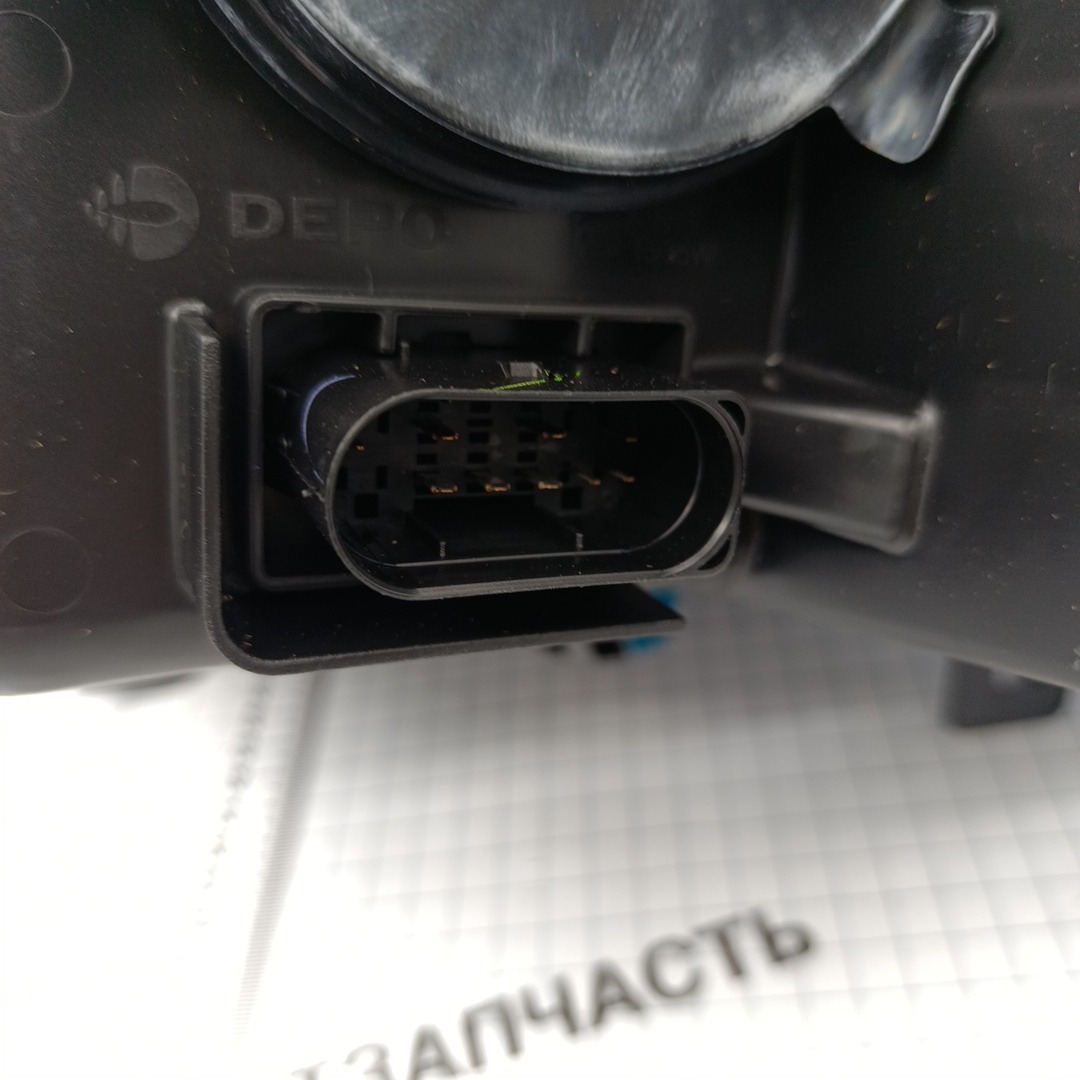Фара Mercedes Sprinter W907,W910 (правая, с электрокорректором, с 2018г.) A9109060100 DEPO
